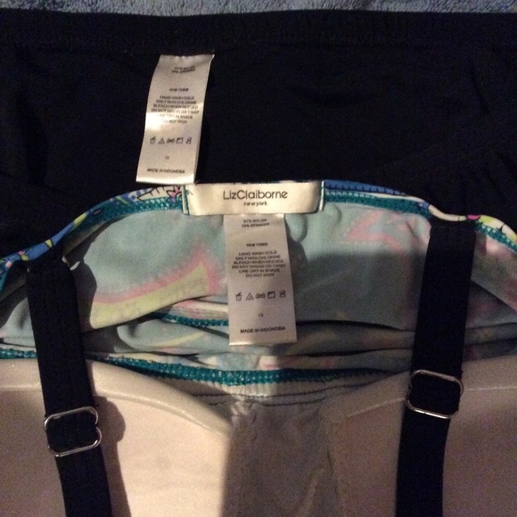 Ladies Liz Claiborne N.Y.Floral Tankini - Picture 4 of 8